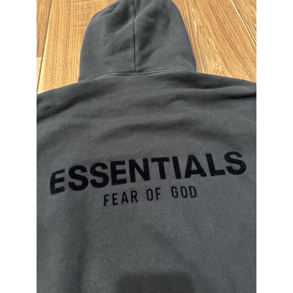 Fear of God Essentials Stretch Limo Black Pullover Hoodie Size Medium - Picture 8 of 11
